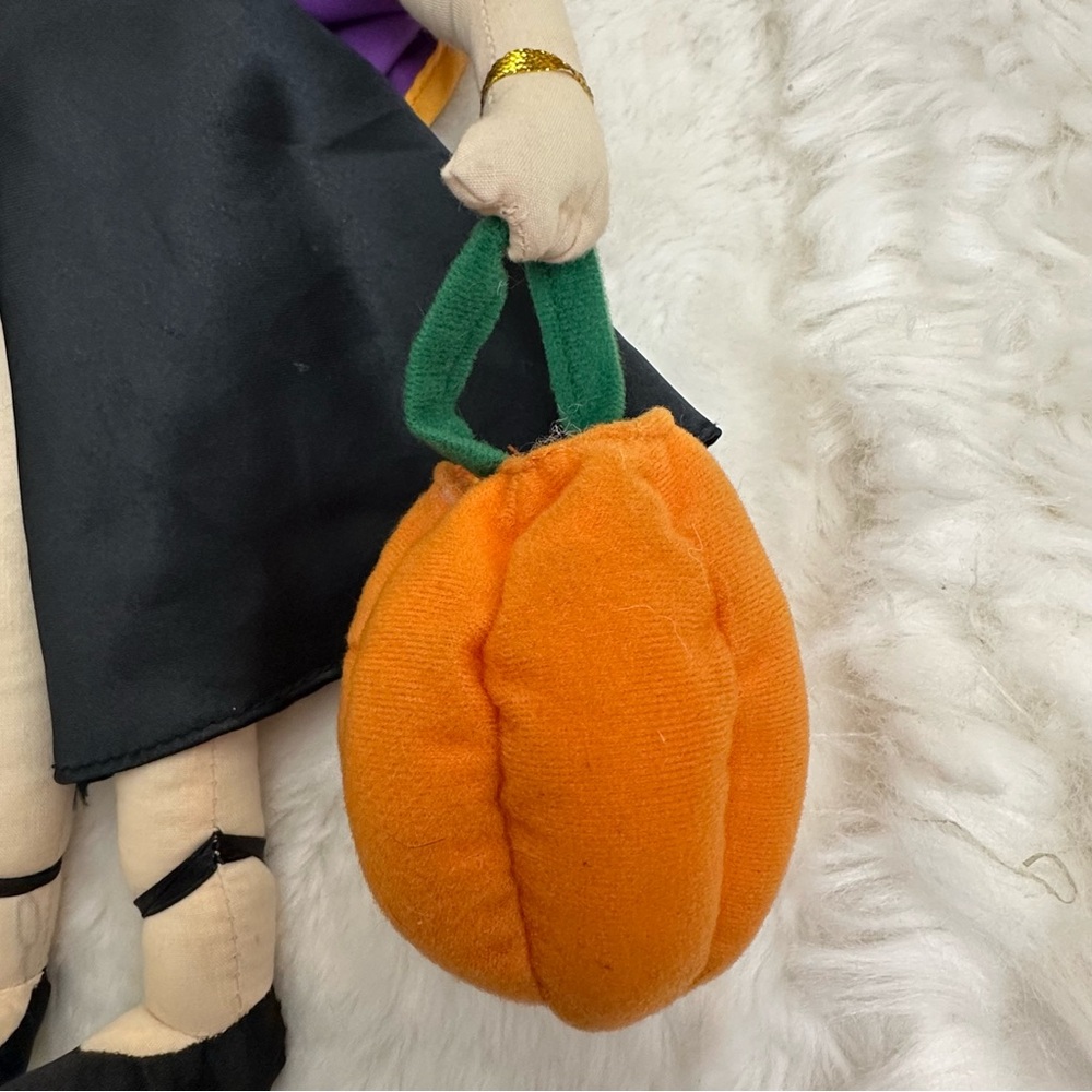 Betty Boop  2004 Halloween Betty In Mask Witch Plush Kellytoys Doll 16in - Picture 8 of 9